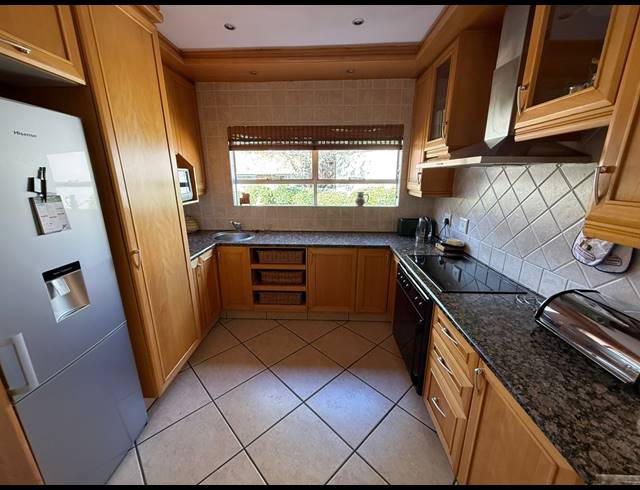 3 BEDROOM HOUSE TO LET IN VANDERBIJLPARK SE 4